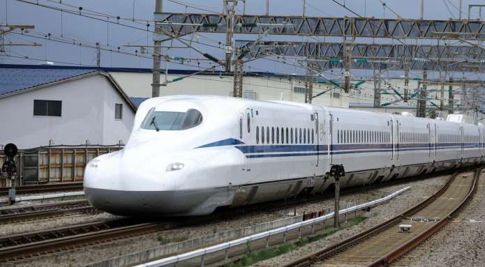 交通費を旅行券と一緒に贈りたい場合